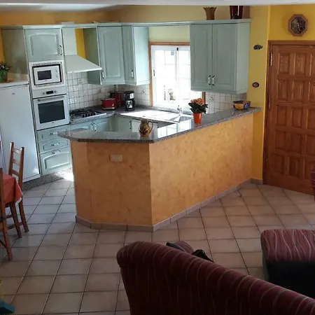 Casa Equipo Fuerte بيت للعطل Abades (Tenerife)